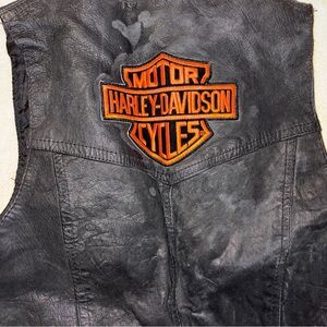 Vintage “Hot Leathers “Men's Black Leather Vest with tie up sides Harley Patch!